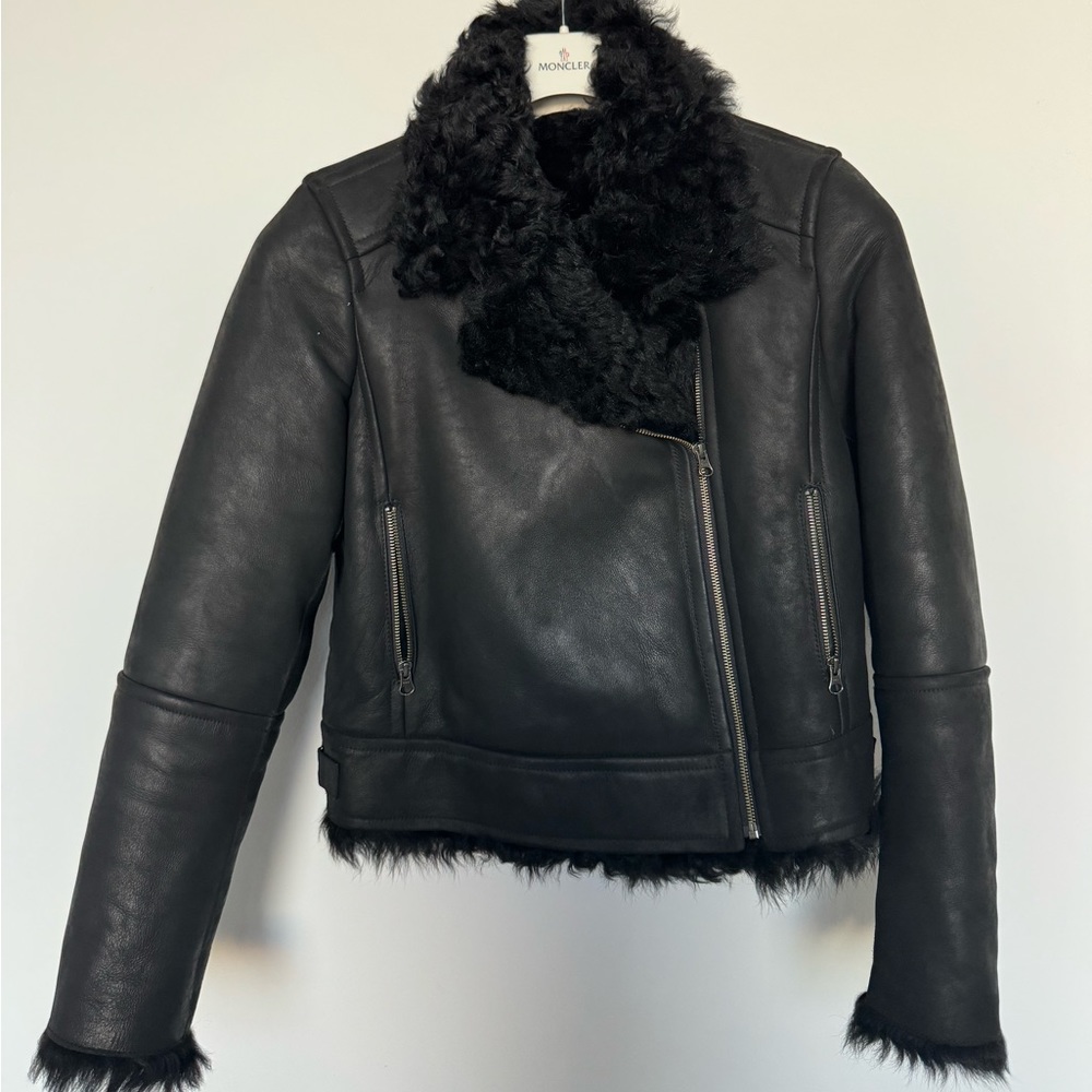 Yves Solomon 100% Natiral Lambs fur Shearling jacket with zipper in Black